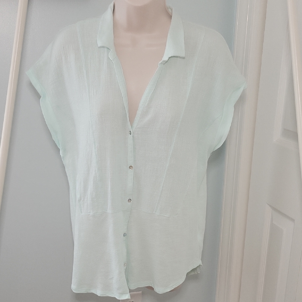 Lucky Brand Pale Green Button-Down Ditsy Shirt Sz Medium